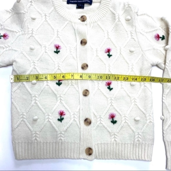 FRENCH Connection Kinsley Floral Embroidered Lambswool Cardigan in Vanilla Cream - Picture 9 of 12